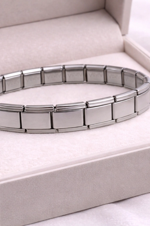 Sade Çelik Nomination Bileklik | Paslanmaz Çelik Esnek Bileklik | Zamansız ve Şık Tasarım