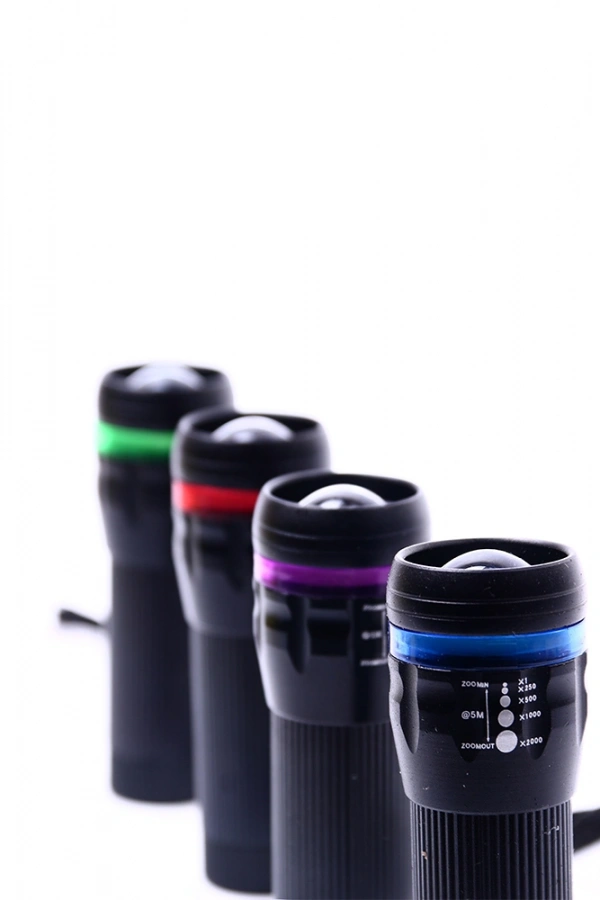 Şeritli Zoom Odaklı EL Feneri Bm-310