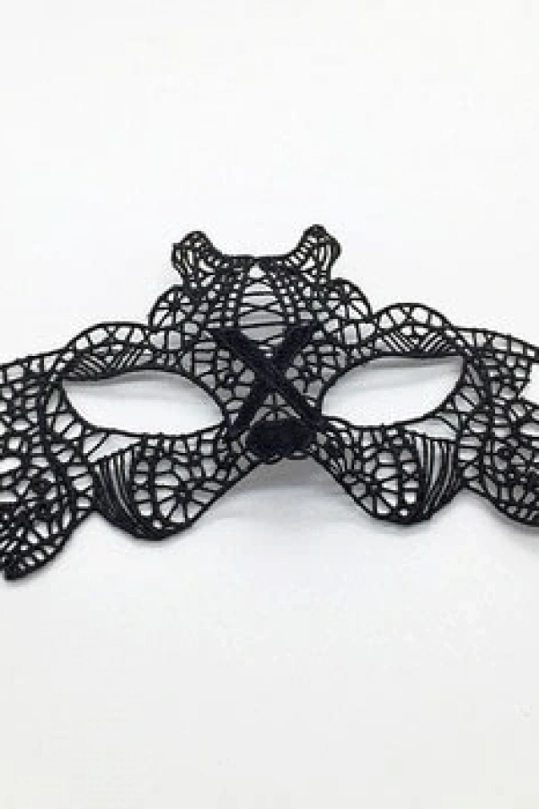 Siyah Dantel İşlemeli Balo Maskesi 11 No
