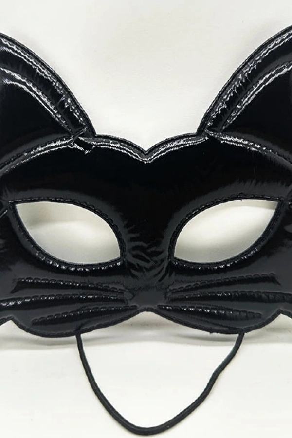 Siyah Renk Kumaş Malzemeden İmal Eva Kedi Maskesi