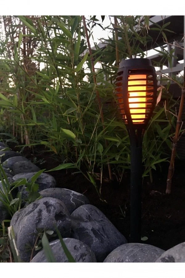 Solar Alev Efektli Bahçe Lambası