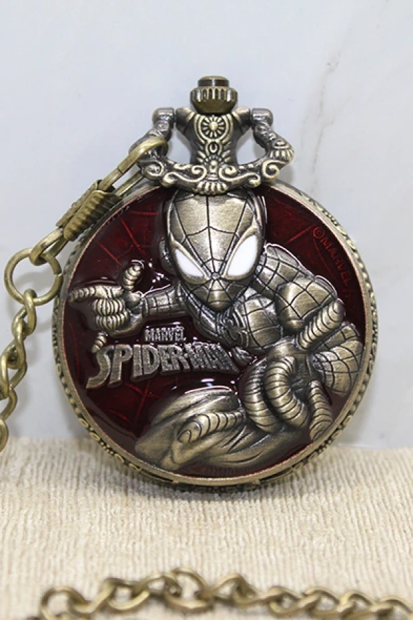 Spiderman Tasarımlı Köstekli Saat