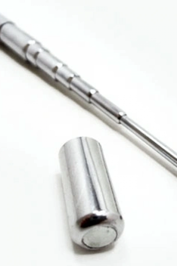 Uzayabilen Lazer Pointer Sunum Kalemi -Mıknatıs Uçlu