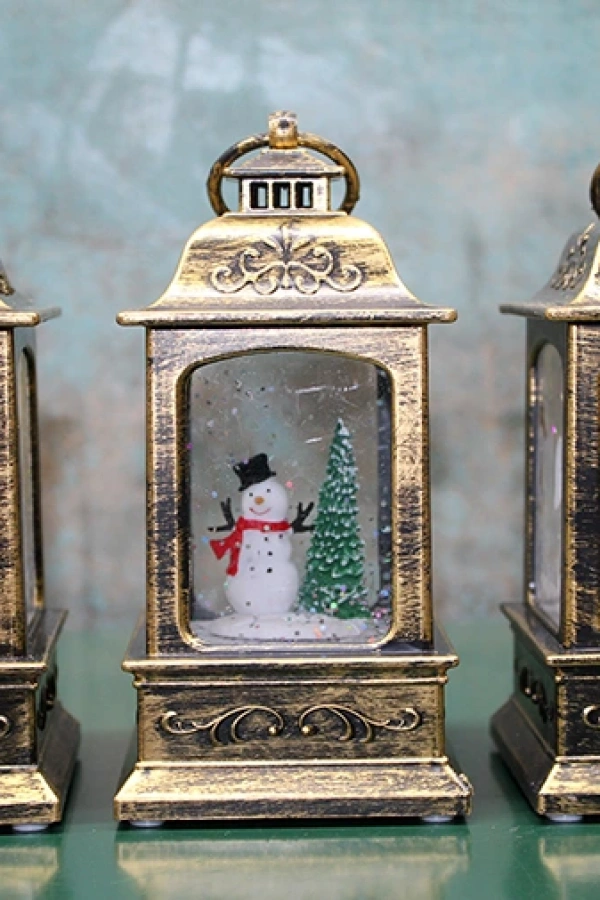 Yılbaşı Temalı Işıklı Müzikli Kar Küresi Model 1