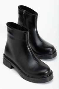 02-3033 Siyah Kırışık Rugan Fermuarlı Günlük Kadın Bot