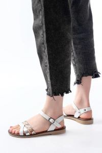 205-015 Beyaz Garni Ortopedik Hakiki Deri Kadın Sandalet