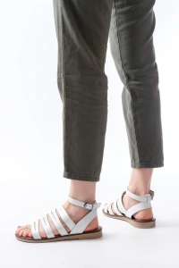 205-041 Beyaz Ortopedik Hakiki Deri Kadın Sandalet