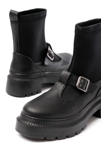 236-2034 Siyah Streç Günlük Kadın Bot