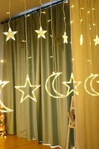 3 Metre Perde LED Işık Zinciri - Yıldız ve Ay Figürlü, Sarı Işık, Uç Uca Eklenebilir