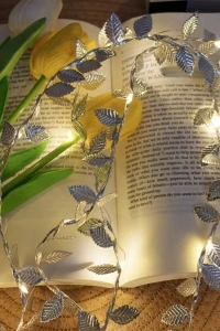 3 Metre Yaldızlı Gümüş LED Işık