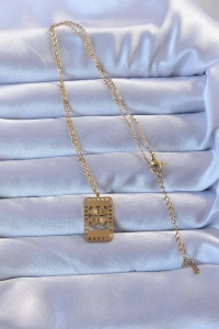 316L Altın Renk İşlemeli Yonca Model Vintage Kolye