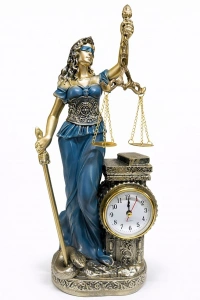 35x14 cm Polyester Saatli Adalet Figürü