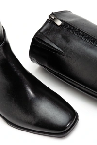 4804 Siyah Kırışık Fermuarlı Günlük Bayan Çizme