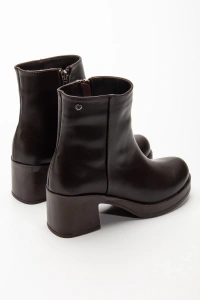 5109-3022 Kahve Fermuarlı Kalın Topuklu Günlük Kadın Bot