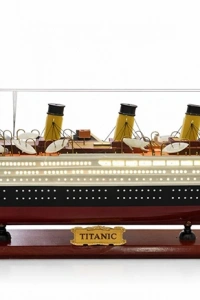 55x23 cm Özel Tasarım Işıklı Ahşap Titanik Gemi