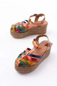 684-02 Taba Multi Ortopedik Hakiki Deri Dolgu Kadın Sandalet