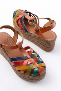 684-02 Taba Multi Ortopedik Hakiki Deri Dolgu Kadın Sandalet