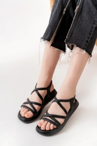 841-841 Siyah Lastikli Günlük Kadın Sandalet