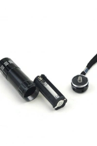 9 LEDLİ PİLLİ EL FENERİ