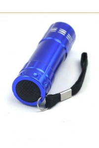 9 LEDLİ PİLLİ EL FENERİ