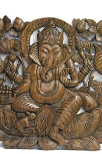 Ahşap Duvara Asmalı El Oyması Pano