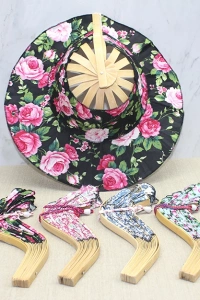 Ahşap Şapkalı Yelpaze