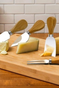 Ahşap Saplı 4 lü Peynir Bıçağı Seti