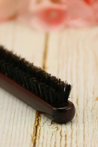 Ahşap Saplı Topuz Tarağı