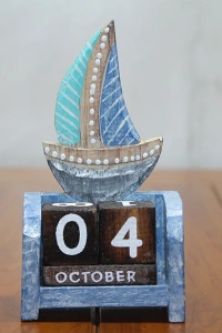 Ahşap Yelken Takvim