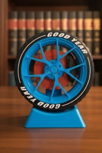 Araba Tutkunlarına Özel Jant Tasarımlı Masa Dekoru