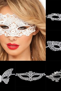 Beyaz Renk Dantel Kesim Balo Maskesi