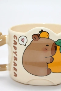 Capybara Figürlü Yayvan Formlu Porselen Kupa Bardak