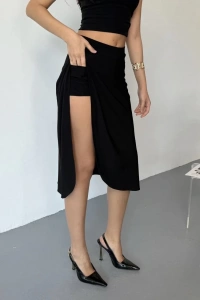 Cepli Şortlu Yırtmaçlı Etek - Siyah