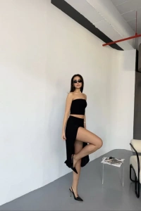 Cepli Şortlu Yırtmaçlı Etek - Siyah