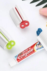 Çevirmeli Diş Macun Sıkacağı 1 Adet