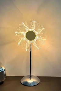 Çiçek Tasarımlı LED Masa Lambası