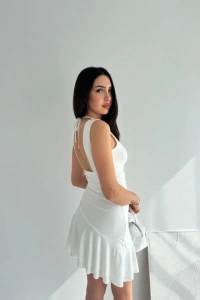 Derin V Yaka Sırt Dekolteli Mini Elbise Drapeli Şık Kolsuz - Beyaz