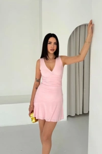 Derin V Yaka Sırt Dekolteli Mini Elbise Drapeli Şık Kolsuz - Pembe