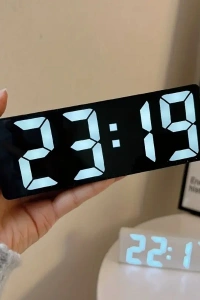 Dijital Sese Duyarlı Alarmlı Masa Saati