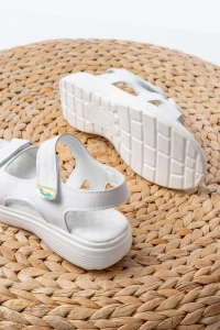 DM-363  Beyaz Baret Cırtlı Dikişli Günlük Kadın Sandalet