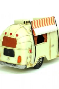 El Yapımı Çekme Karavan Maketi
