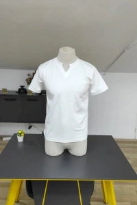 Erkek Kısa Kollu Bisiklet Yaka Burgu Tişört