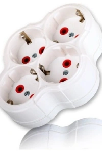 Fetih Dörtlü Topraklı Fişli Priz