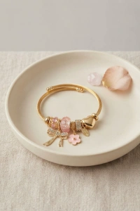 Fiyonk Charmlı Pembe Renk Gold Bileklik
