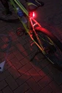 Fonksyonlu Bisiklet Arka Stop Uyarı İkaz Işığı Şarjlı 4 Modlu Lamba