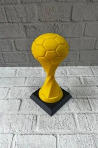 Futbol Toplu Sarı Kupa 21cm Masaüstü Dekor Ödül Figürü