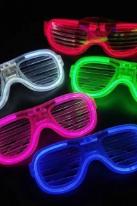 Glow Model Led Işıklı Parti Gözlüğü 3 Modlu 5 Renk 5 Adet