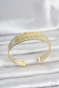 Gold Renk Pirinç Minimal Dorikalı Kadın Bileklik