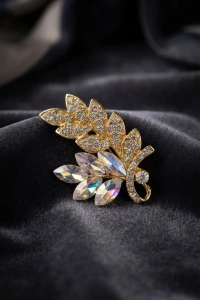 Gold Renk Zirkon Taşlı Başak Model Broş