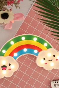 Gülen Bulutlu Gökkuşağı LED Gece Lambası